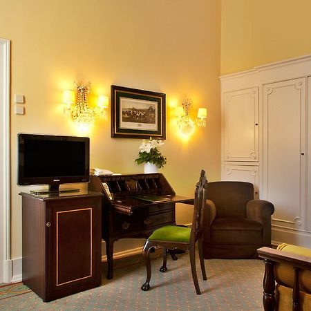 فندق آفينيدا بالاس Lisboa المظهر الخارجي الصورة A room at the hotel
