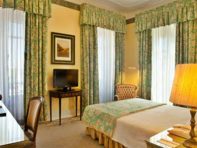 فندق آفينيدا بالاس Lisboa المظهر الخارجي الصورة A guest room at the Hotel de Ville
