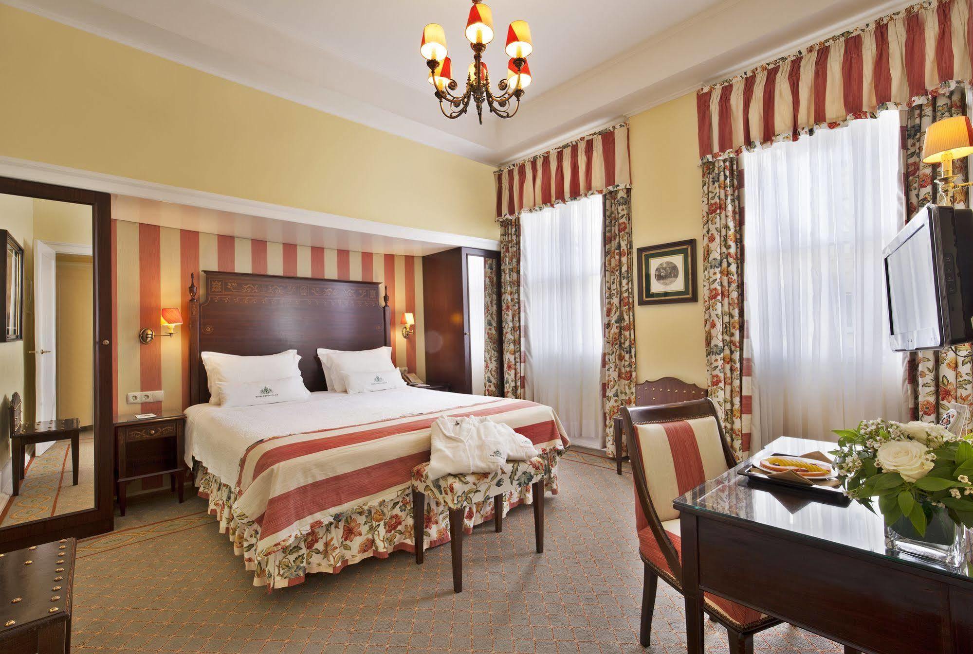 فندق آفينيدا بالاس Lisboa المظهر الخارجي الصورة A room at the hotel